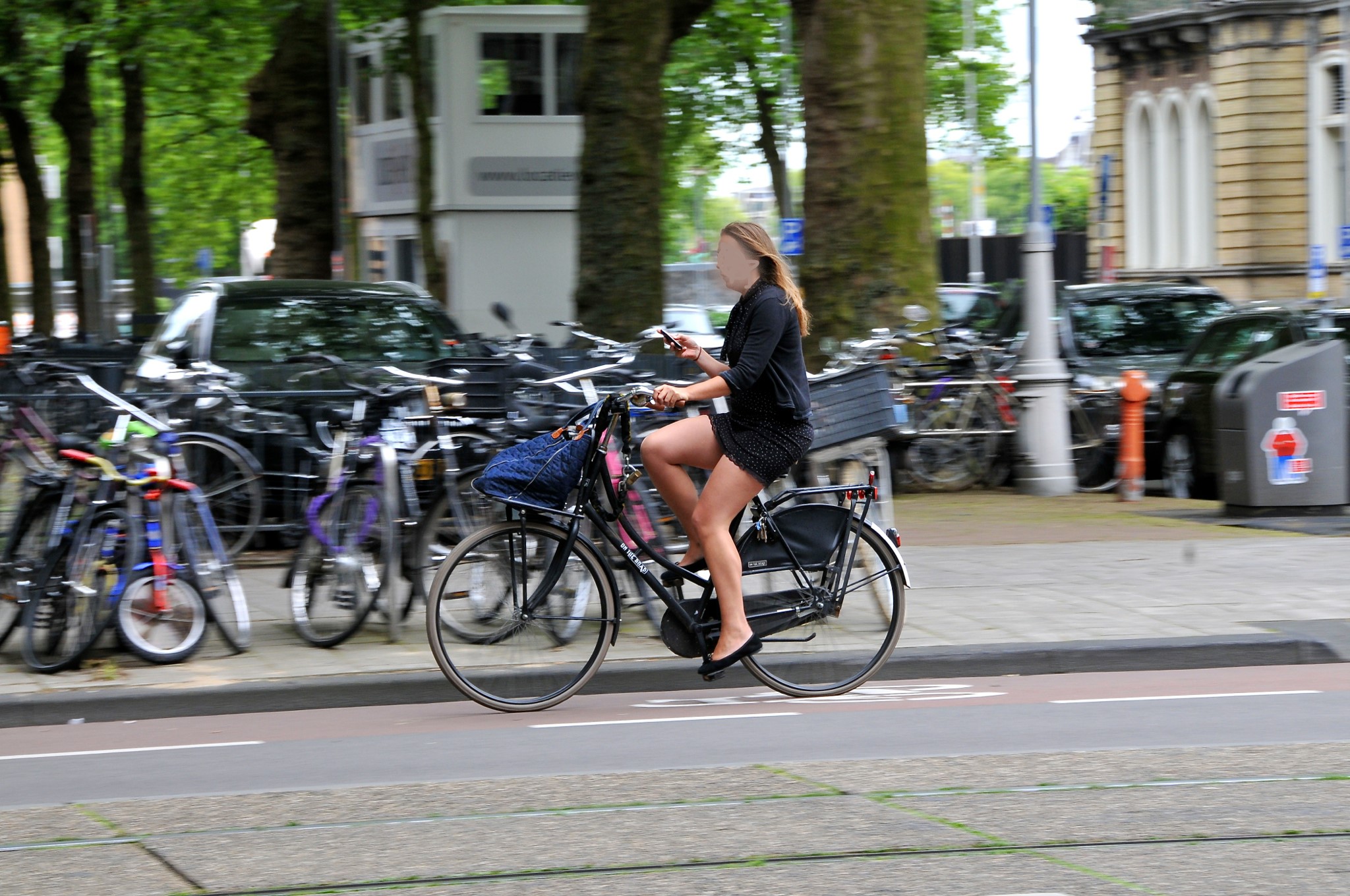 Is het nieuwe ‘appverbod op de fiets’ wel verbindend?