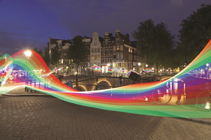 In de boot genomen. Rechters in de botenparade van Pride Amsterdam?